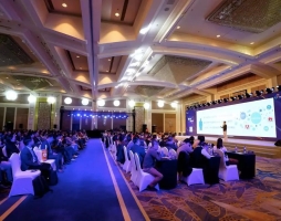 新品(pin)發布會(hui)